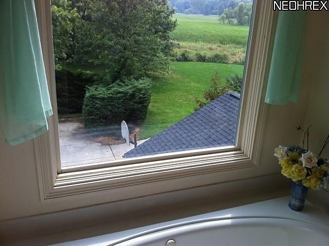 1st image of 5872 Laurawood Ln