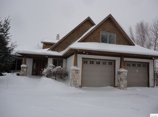 544 Marina Dr, Superior, WI 54880