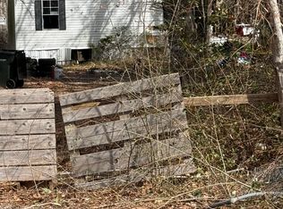 18122 Robin Oaks Dr, Gulfport, MS 39503