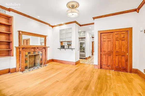 Rented by Sotheby's International Realty | media 2