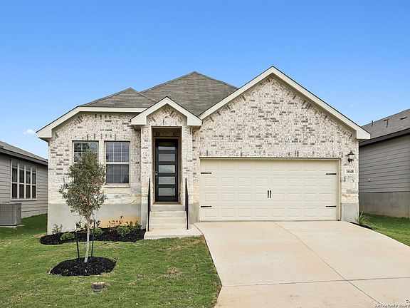 2nd image of 3048 Pike Dr