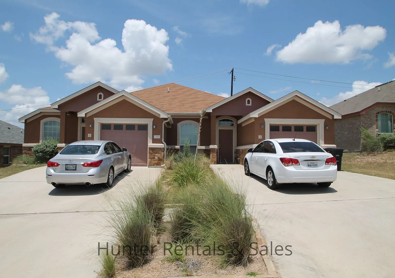 Luxury Duplex! — Photo 1