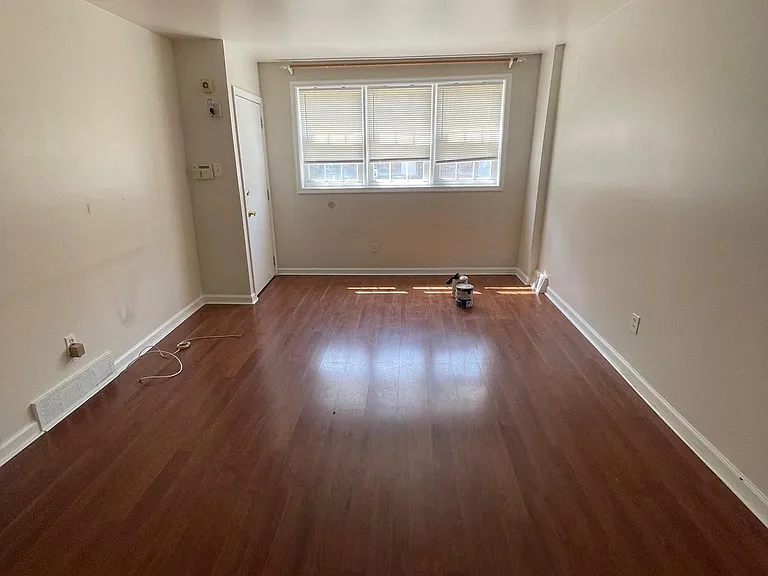 332 Ripka St — Photo 2