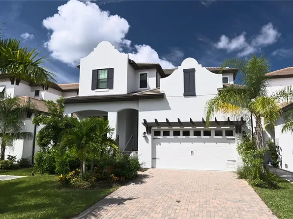 1056 Seagrape Dr, Ruskin, FL 33570