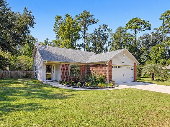 3rd image of 8301 Yellow Ln