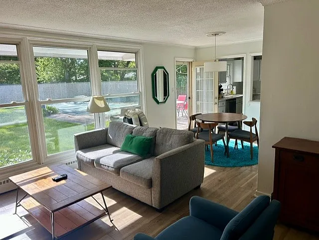2 bed, 1482 sqft, $2,000 — Photo 2