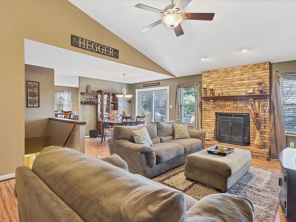 5th image of 6243 Stratford Glen Ct