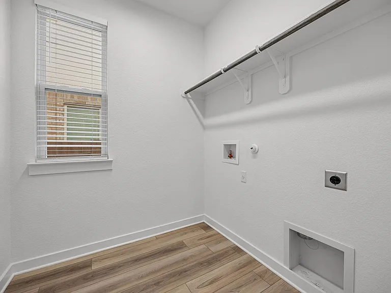 2145 Stampede Dr — Photo 5