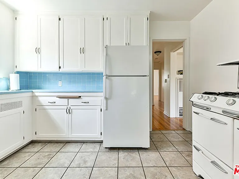 2468 Glencoe Ave — Photo 7