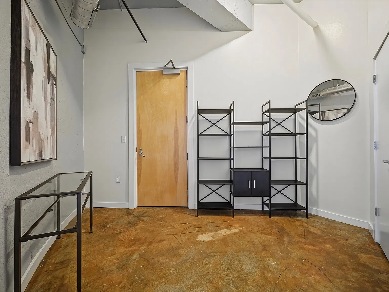 1 bed, 966 sqft, $1,850 — Photo 3