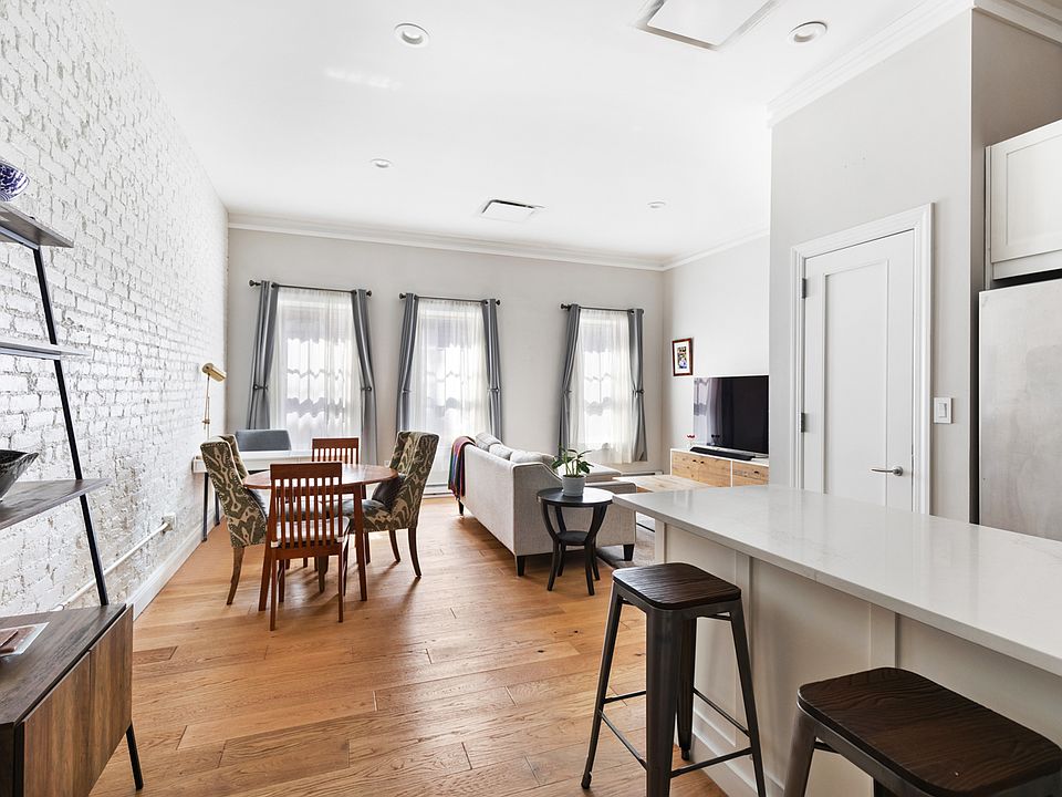 1st image of 220 Atlantic Ave #2