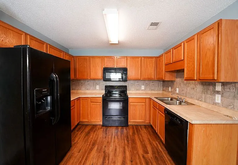 8 Willow Lakes Dr — Photo 10