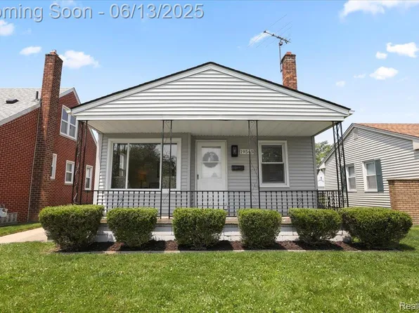 19545 Wood St, Melvindale, MI 48122