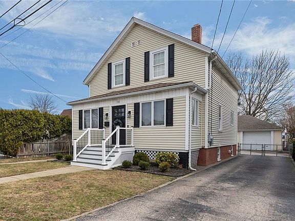 2nd image of 10 Brightridge Ave
