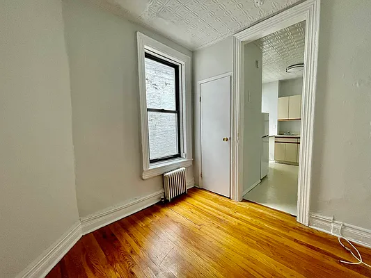 Rented by J PRESTON AND ASSOCIATES INC | media 5