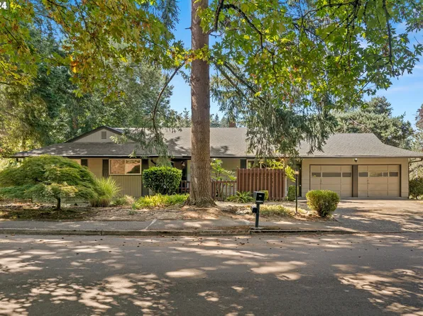 16904 Greentree Ave, Lake Oswego, OR 97034