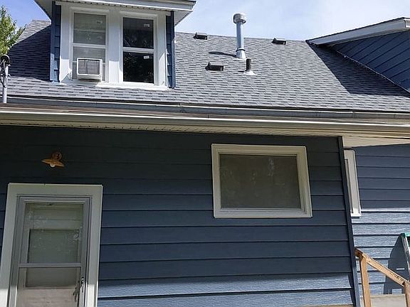 3rd image of 705 West St