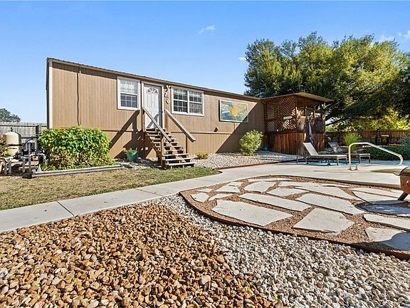 2nd image of 128 Pecan Park Drive