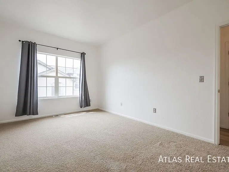 1405 S Chambers Rd #103 — Photo 5