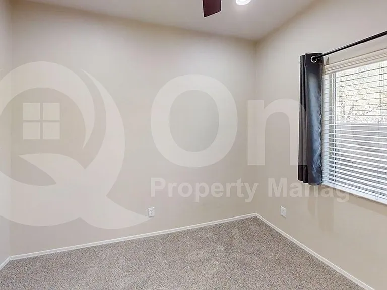 1015 W Spur Dr — Photo 11