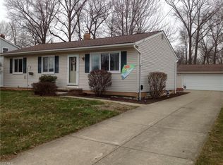 511 E Overlook Dr, Eastlake, OH
