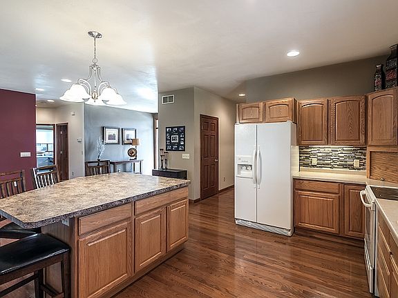 5th image of 108 Olivia Ct