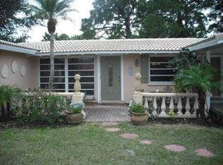 606 Poinsettia Rd, Nokomis, FL 34275