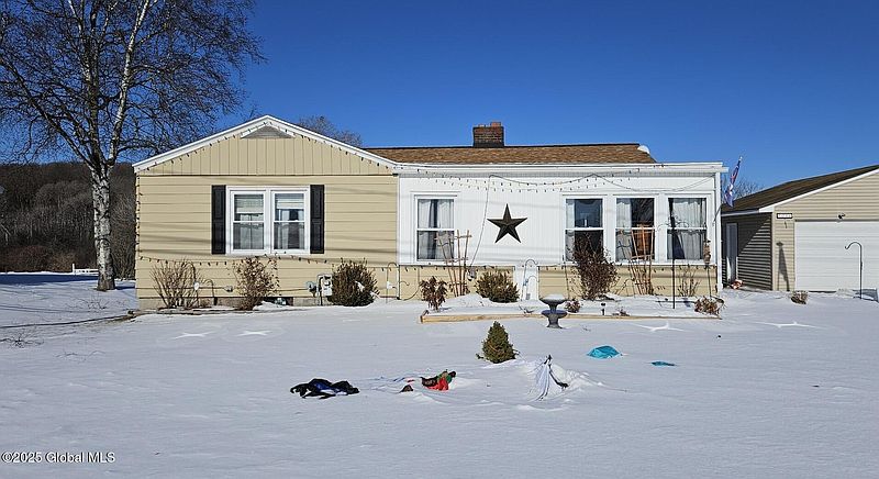 2nd image of 509 W Main Street