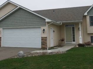 1112 Lorraine Ct, Carver, MN 55315