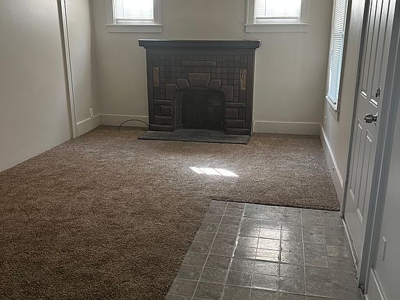 3rd image of 25 Knox St