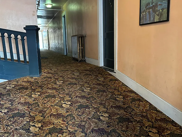 Morris Apartments — Photo 12