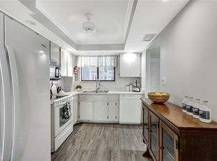 2121 Collier Ave APT 215, Fort Myers, FL 33901