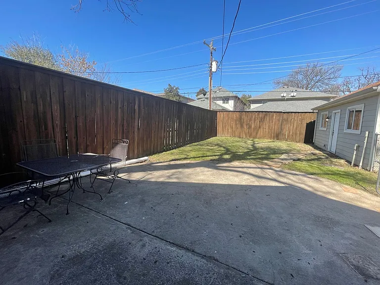 3320 W 5th St — Photo 30