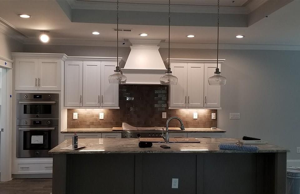 2nd image of 417 Seabury Ln