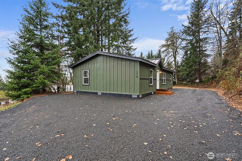 4th image of 175 Boyd Road