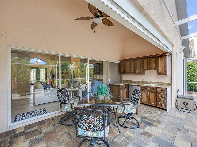 8468 Indian Wells Way — Photo 33