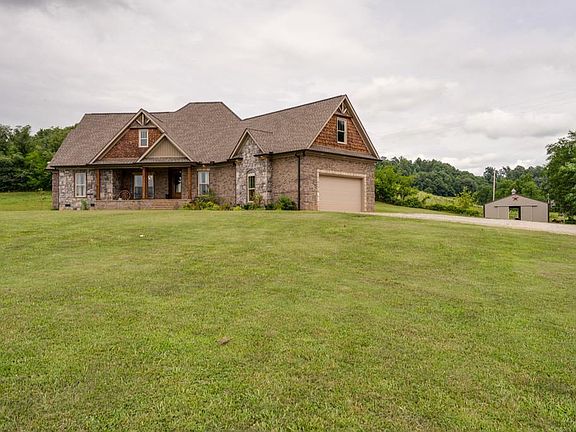 2nd image of 3216 Campbellsville Pike