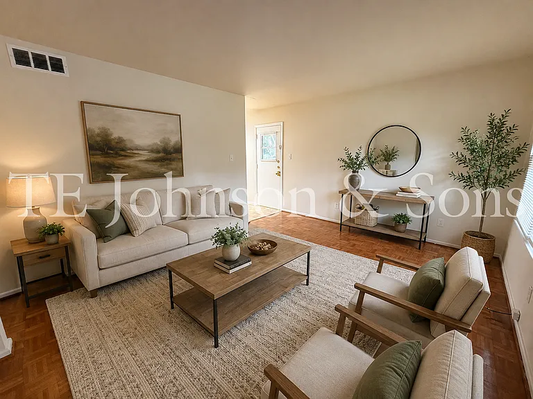 4218 S Jasmin Ct — Photo 3
