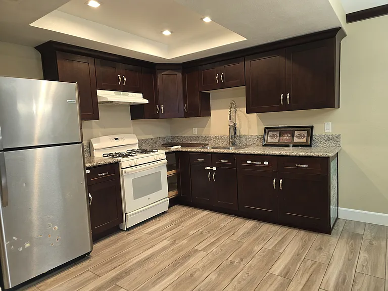 1370 Wheaton Way — Photo 15