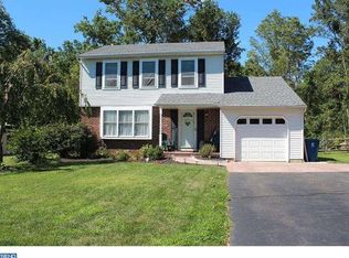 211 Twining Rd, Lansdale, PA 19446