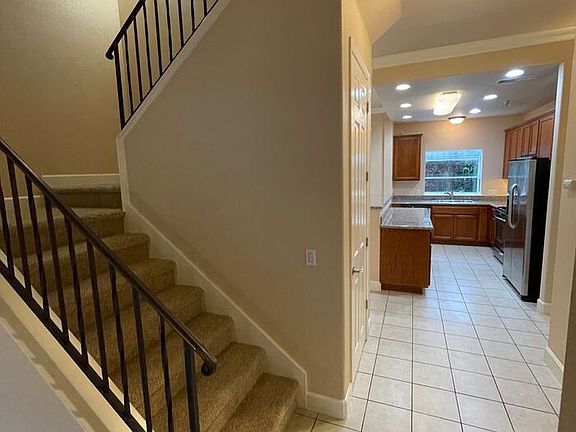 3rd image of 5046 Hackberry Ln Unit 105