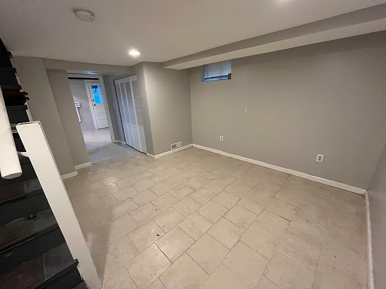 Studio bedroom/living room