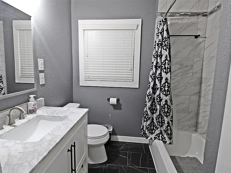 7509 Elm St — Photo 13