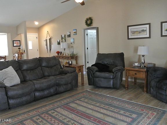 4th image of 3801 Lighthouse Dr