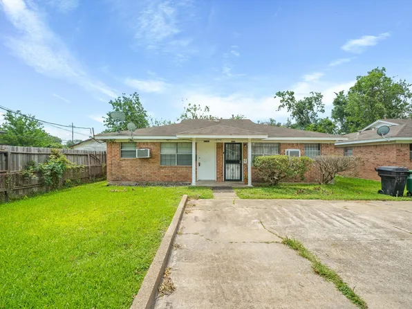 6116 Octavia St #1/2, Houston, TX 77026