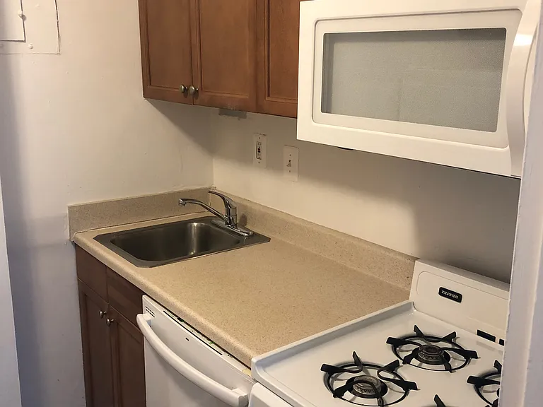 1111 Arlington Blvd #342 — Photo 3