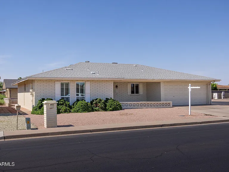 4613 E Escondido Ave — Photo 1