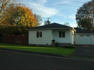 690 E Elmore St, Lebanon, OR 97355