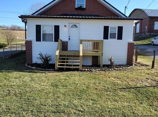103 E Baumgardner Ave, Rural Retreat, VA 24368