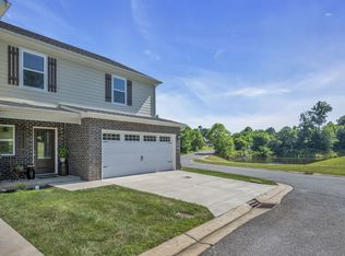 100 Birdie Ct, Dickson, TN 37055